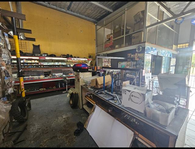 581M² BUSINESS FOR SALE IN VANDERBIJLPARK CE